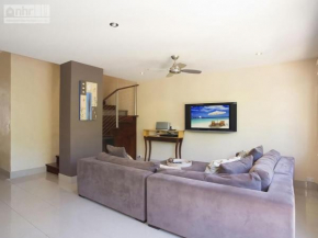 Little Cove Townhouse 4 Pandanus Street 14